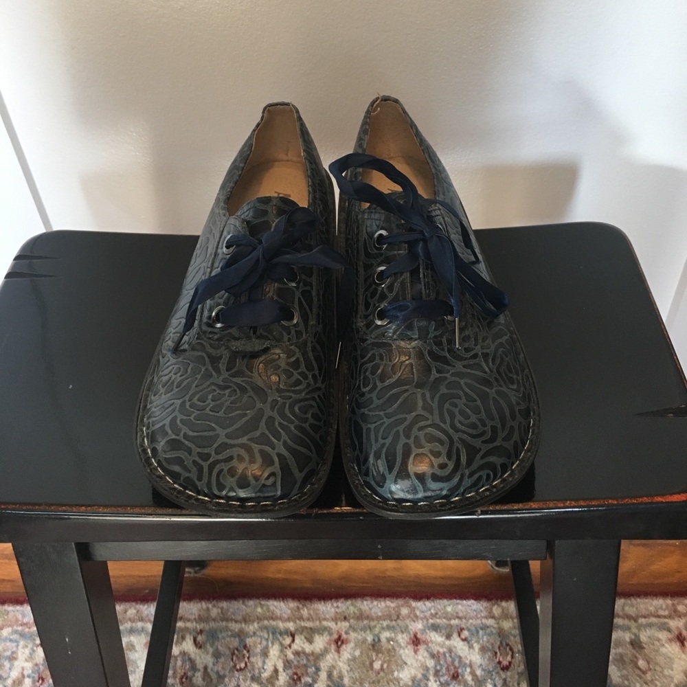 Alegria floral navy shoes